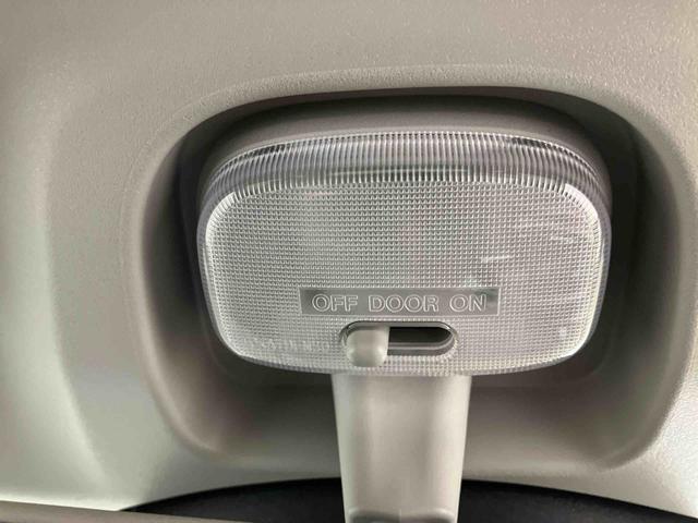 ハイゼットカーゴＤＸＡＭ／ＦＭラジオ　前席パワーウィンドウ　インパネシフト　マニュアルエアコン　キーレスエントリー　コーナーセンサー　オートライト　オートハイビーム　スマートアシスト（三重県）の中古車