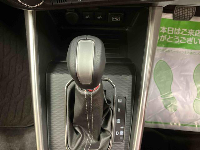 ロッキープレミアムＧ／１２００ｃｃ／ガソリン車純正ナビ　バックモニター　ドライブレコーダー　クルーズコントロール　シートヒーター　プッシュボタンスタート　キーフリー　電動パーキングブレーキ　コーナーセンサー　オートハイビーム　Ｔ−Ｆｉｎｅ（三重県）の中古車