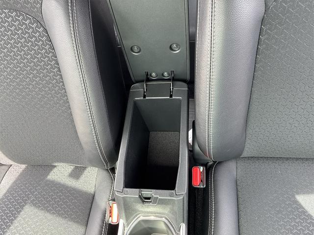 ロッキープレミアムＧ　　　　　　　　　オートエアコン　１年間無料保証元試乗車　プッシュスタート　アイスト　レーンアシスト　ＬＥＤヘッド　電動格納ミラー　　　オートライト　記録簿　シートヒーター　アルミホイル　ＡＢＳ（三重県）の中古車