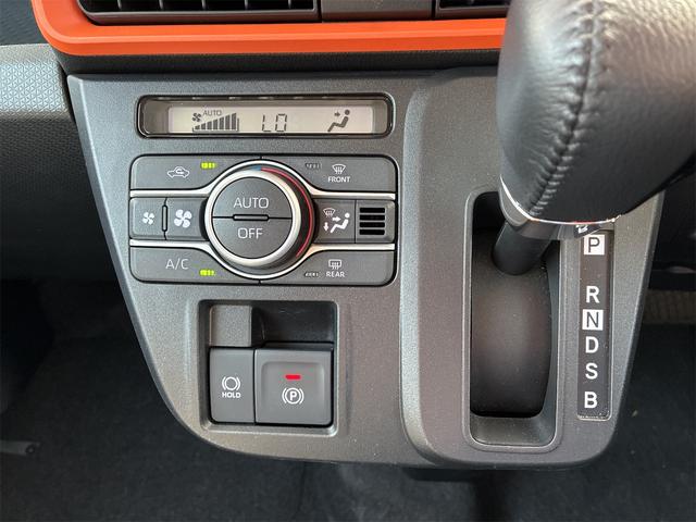 タントファンクロスターボ　　電動パーキングブレーキ　１年間無料保証元試乗車　コーナーセンサー　盗難警報装置　衝突軽減　車線逸脱警告　電動格納ドアミラー　シートヒーター付き　衝突安全ボディ　Ａライト　１オーナー　ルーフレール　キーフリーシステム　ターボ車　バックカメラ（三重県）の中古車