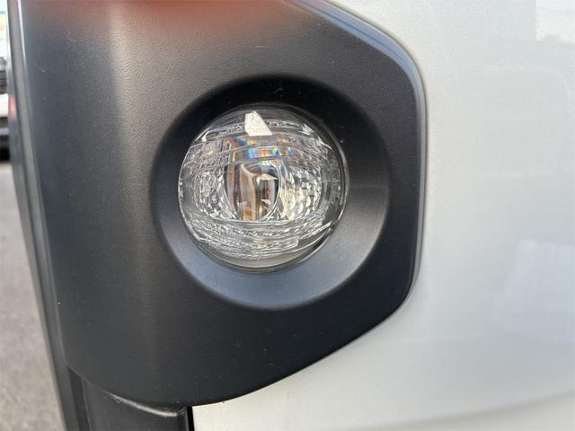 タントファンクロスターボ　　電動パーキングブレーキ　１年間無料保証元試乗車　コーナーセンサー　盗難警報装置　衝突軽減　車線逸脱警告　電動格納ドアミラー　シートヒーター付き　衝突安全ボディ　Ａライト　１オーナー　ルーフレール　キーフリーシステム　ターボ車　バックカメラ（三重県）の中古車