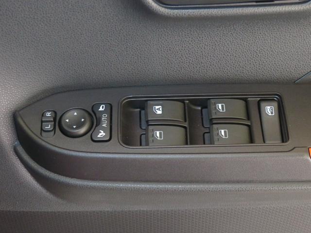 タントファンクロス　ｅｃｏＩＤＬＥ非装着車　　　　　１年間無料保証届出済未使用車　Ｂｌｕｅｔｏｏｔｈ対応　ワンオーナー車　シートヒータ　車線逸脱警報　ＵＳＢ接続　両側オートスライドドア　電動パーキングブレーキ　コーナーセンサー　９型ディスプレイオーディオ　キーフリー（三重県）の中古車