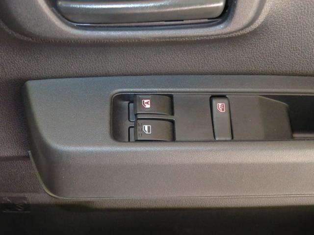 ハイゼットカーゴデッキバンＬ　　　４ＷＤ　ＣＶＴ　レベリング　１年間無料保証元工場代車　衝突被害軽減システム　コーナーセンサー　アイドリングストップ　オートライト　レーンアシスト　マニュアルエアコン　両側パワースライドドア　パワーウィンドウ　純正フロアマット（三重県）の中古車