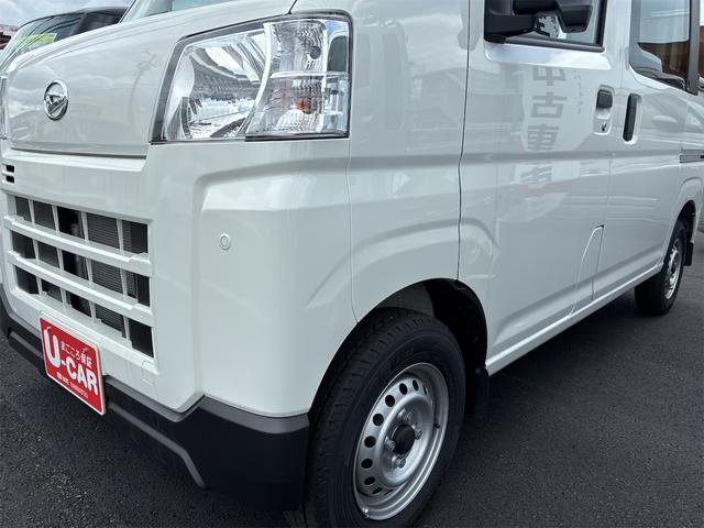 ハイゼットカーゴデッキバンＬ　　　４ＷＤ　ＣＶＴ　レベリング　１年間無料保証元工場代車　衝突被害軽減システム　コーナーセンサー　アイドリングストップ　オートライト　レーンアシスト　マニュアルエアコン　両側パワースライドドア　パワーウィンドウ　純正フロアマット（三重県）の中古車