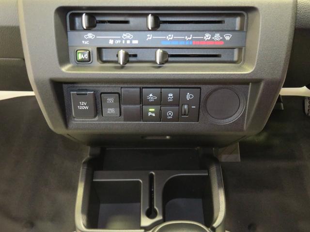 ハイゼットトラックスタンダード　　４ＷＤ　ＣＶＴ　あゆみ板掛け　１年間無料保証届出済未使用車　コーナーセンサー　アイドルストップ　ダブルエアバッグ　衝突安全ボディ　ワンオーナ　パワステ　衝突被害軽減ブレーキ　オートライト　記録簿　マニュアルエアコン　レベリング　ＡＭ／ＦＭラジオ（三重県）の中古車
