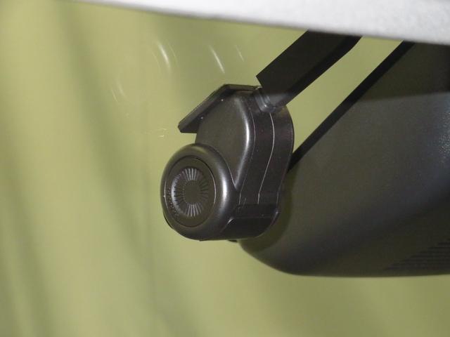 ロッキープレミアムＧ　ＨＥＶ　　純正７型ナビ　ＥＴＣ　１年間無料保証車線逸脱警報システム　電動格納ミラー　フルセグテレビ　ＵＳＢポート　ＬＥＤヘッド　衝突安全ボディ　Ｓヒーター　ドラレコ　Ａストップ　記録簿　パノラマカメラ　電動パーキングブレーキ　コーナーセンサー（三重県）の中古車