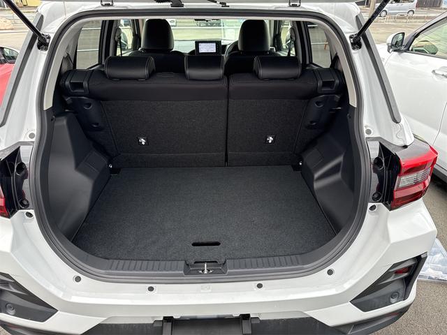ロッキープレミアムＧ　ＨＥＶ　　純正７型ナビ　ＥＴＣ　１年間無料保証車線逸脱警報システム　電動格納ミラー　フルセグテレビ　ＵＳＢポート　ＬＥＤヘッド　衝突安全ボディ　Ｓヒーター　ドラレコ　Ａストップ　記録簿　パノラマカメラ　電動パーキングブレーキ　コーナーセンサー（三重県）の中古車