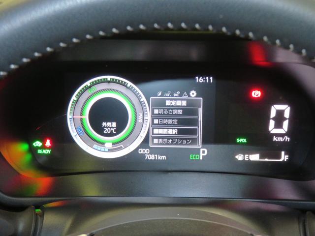 ロッキープレミアムＧ　ＨＥＶ　　　　　パノラマカメラ　１年間無料保証車線逸脱警報システム　電動格納ミラー　地デジ　ＵＳＢポート　ＬＥＤヘッド　衝突安全ボディ　Ｓヒーター　Ａストップ　記録簿　ＡＢＳ　オートＬＥＤ　展示車　９型ディスプレイオーディオ　コーナーセンサー（三重県）の中古車