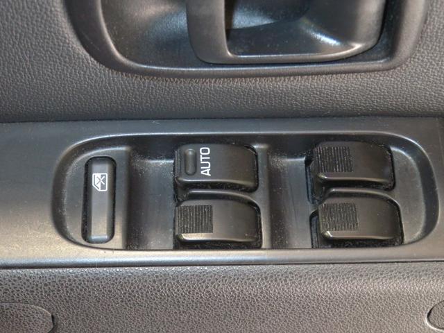 ハイゼットカーゴクルーズ　　２ＷＤ　４ＡＴ　パワーウィンドウ　１年間無料保証ＢＬＵＥＴＯＯＴＨ　電動格納式ミラー　オートライト　キーレスエントリー　アイドリングストップ　運転席助手席エアバッグ　ワンオーナー車　点検記録簿　ＵＳＢ　ＬＥＤヘッド　マニュアルエアコン　レベリング（三重県）の中古車