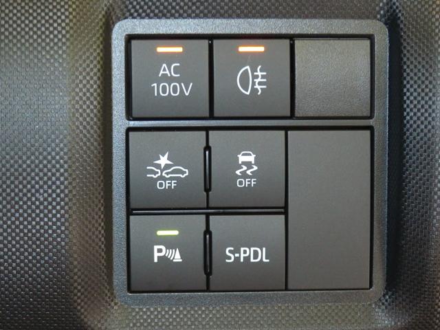 ロッキープレミアムＧ　ＨＥＶ　　　　　　バックカメラ　１年間無料保証ブルートゥースオーディオ　ＡＣ１００Ｖ電源　元試乗車　電動格納式ドアミラー　９型ディスプレイオーディオ　車線逸脱警報装置　地デジ　ＵＳＢポート　衝突安全ボディ　ＬＥＤヘッド　Ｓヒーター　記録簿（三重県）の中古車