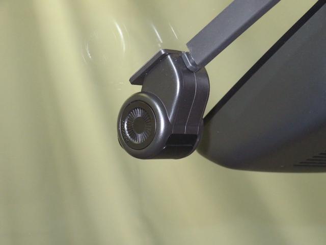 ロッキープレミアムＧ　ＨＥＶ　　純正７型ナビ　ＥＴＣ　１年間無料保証ブルートゥースオーディオ　Ｂモニ　Ｄレコ　元試乗車　電動格納式ドアミラー　　車線逸脱警報装置　地デジ　ＵＳＢポート　衝突安全ボディ　ＬＥＤヘッド　Ｓヒーター　コーナーセンサー　電動パーキングブレーキ（三重県）の中古車
