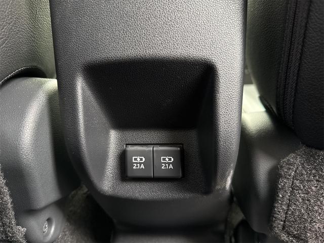 ロッキープレミアムＧ　ＨＥＶ　　純正７型ナビ　ＥＴＣ　１年間無料保証ブルートゥースオーディオ　Ｂモニ　Ｄレコ　元試乗車　電動格納式ドアミラー　　車線逸脱警報装置　地デジ　ＵＳＢポート　衝突安全ボディ　ＬＥＤヘッド　Ｓヒーター　コーナーセンサー　電動パーキングブレーキ（三重県）の中古車