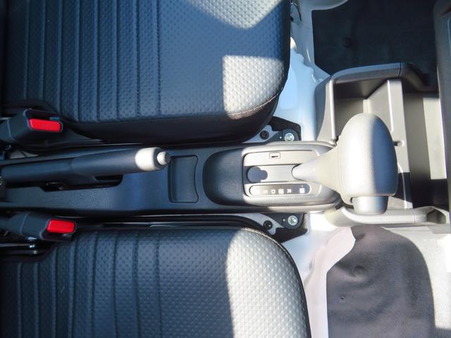 ハイゼットトラックスタンダード　　４ＷＤ　ＣＶＴ　あゆみ板掛け　１年間無料保証アイドリングストップ付き　コーナーセンサ　安全ボディ　ダブルエアバッグ　ワンオーナー　衝突軽減システム　オートライト　パワーステアリング　記録簿　マニュアルエアコン　ＡＭ／ＦＭラジオ　レベリング（三重県）の中古車