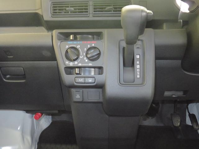ハイゼットカーゴＤＸ　１年間無料保証　　　　　２ＷＤ　ＣＶＴ　１年間無料保証コーナーセンサー　元試乗車　衝突安全ボディ　両側スライドドア　車線逸脱警告　アイドリングストップ　１オーナー　Ｗエアバッグ　記録簿　キーレスエントリー　レベリング　パワーウィンドウ　マニュアルエアコン（三重県）の中古車
