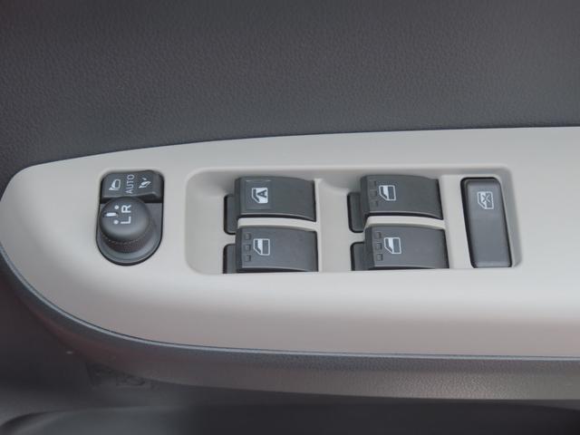 ブーンスタイル　ＳＡIII　　純正７型ナビ　ＥＴＣ　１年間無料保証パノラマモニター対応　地デジ　エアバッグ　エコアイドル　車線逸脱警報　ＬＥＤヘッド　ブルートゥース　記録簿　Ａライト　ドラレコ　オートハイビーム　ＤＶＤ　コーナーセンサー　オートエアコン　キーフリー（三重県）の中古車