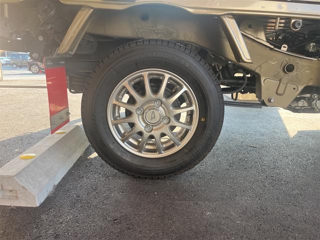 ハイゼットトラックジャンボＳＡIIIｔ　２ＷＤ　４ＡＴ　ＥＴＣ　１年間無料保証整備記録簿　Ｂカメ　ＬＥＤライト　ＤＶＤ　１オーナー　オートライト　ドライブレコーダー　車線逸脱警告　荷台ゴムマット　ゲートプロテクター　ゲートチェーン　あゆみ板掛け　レベリング　コーナーセンサー（三重県）の中古車