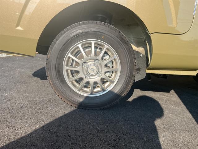 ハイゼットトラックジャンボＳＡIIIｔ　２ＷＤ　４ＡＴ　ＥＴＣ　１年間無料保証整備記録簿　Ｂカメ　ＬＥＤライト　ＤＶＤ　１オーナー　オートライト　ドライブレコーダー　車線逸脱警告　荷台ゴムマット　ゲートプロテクター　ゲートチェーン　あゆみ板掛け　レベリング　コーナーセンサー（三重県）の中古車