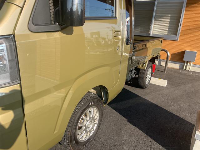 ハイゼットトラックジャンボＳＡIIIｔ　２ＷＤ　４ＡＴ　ＥＴＣ　１年間無料保証整備記録簿　Ｂカメ　ＬＥＤライト　ＤＶＤ　１オーナー　オートライト　ドライブレコーダー　車線逸脱警告　荷台ゴムマット　ゲートプロテクター　ゲートチェーン　あゆみ板掛け　レベリング　コーナーセンサー（三重県）の中古車