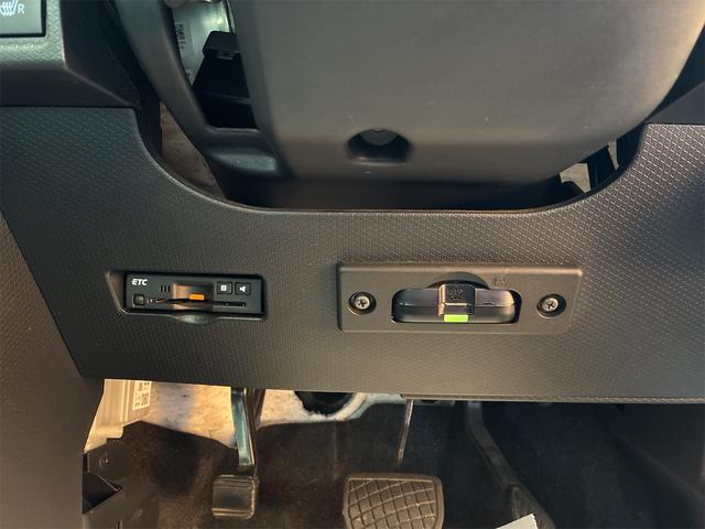 タントカスタムＲＳ　　純正９型ナビ　パノラマカメラ　１年間無料保証両側オートスライドドア　地デジ　アダプティブクルコン　ＢＴオーディオ　ＥＴＣ付　前後Ｄレコ　電動格納式ドアミラー　　タ−ボ　ＵＳＢポート　運転席・助手席シートヒータ　コーナーセンサー　オートエアコン（三重県）の中古車