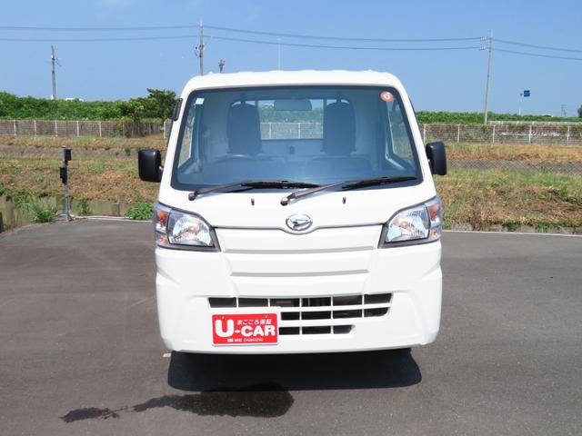 ハイゼットトラックスタンダード　２ＷＤ　５ＭＴ　荷台ゴムマット　１年間無料保証パワステ　メンテナンスノート　運転席エアバック　ＡＢＳ　オートライト　衝突安全ボディ　ゲートプロテクター　あゆみ板掛け　マニュアルエアコン　純正フロアマット　ＡＭ／ＦＭラジオ（三重県）の中古車