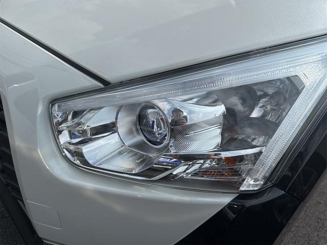 コペンエクスプレイＳ　　届出済未使用車　キーフリー　１年間無料保証ＬＥＤライト　ターボ　助手席エアバッグ　記録簿　ＡＢＳ　アイドリングストップ　アルミホイール　オートライト　運転席・助手席シートヒーター　オートエアコン　パワーウィンドウ（三重県）の中古車