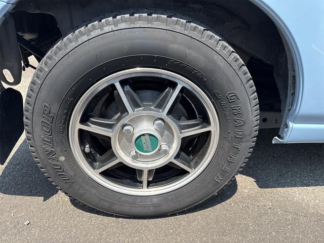 ハイゼットカーゴＤＸ　ＳＡIII　　　　　　　２ＷＤ　５ＭＴ　１年間無料保証ワンオーナ　車線逸脱警告　ヘッドライトＬＥＤ　ハイビームアシスト　アイドルストップ　オートライト　キ−レス　両側スライドドア　デュアルエアバッグ　衝突安全ボディ　ＡＢＳ　レベリング　マニュアルエアコン（三重県）の中古車