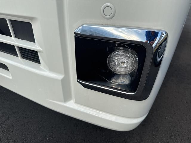 ハイゼットトラックジャンボスタンダード     2WD 5MT 1年間無料保証パワーステアリング LEDヘッドライト 車線逸脱警報 記録簿 エアコン 荷台作業照明 荷台ゴムマット ゲートプロテクター ゲートチェーン あゆみ板掛け コーナーセンサー 前方用ドライブレコーダー(三重県)の中古車