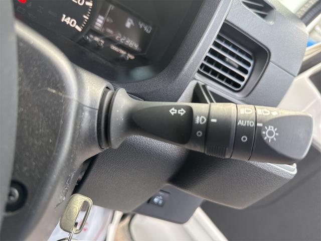 ハイゼットトラックジャンボスタンダード     2WD 5MT 1年間無料保証パワーステアリング LEDヘッドライト 車線逸脱警報 記録簿 エアコン 荷台作業照明 荷台ゴムマット ゲートプロテクター ゲートチェーン あゆみ板掛け コーナーセンサー 前方用ドライブレコーダー(三重県)の中古車