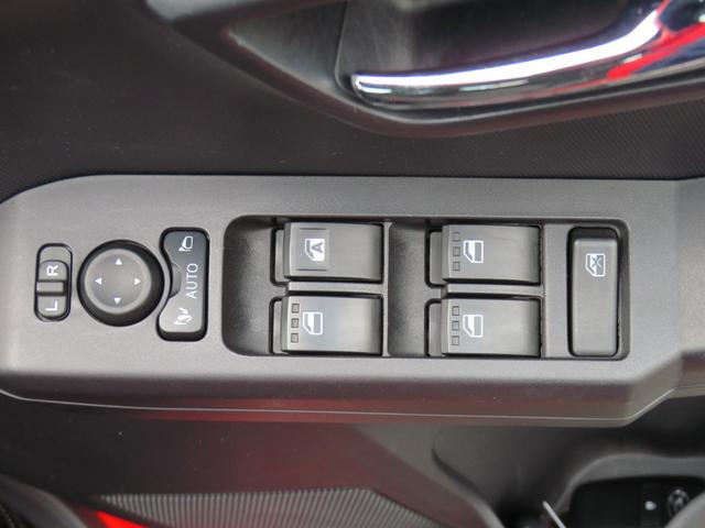 タフトG 運転席・助手席シートヒーター キーフリー 1年間無料保証スタイリッシュガラスルーフ コーナーセンサー 電動格納ドアミラー エコアイドル Bカメラ レーンキープアシスト エアバック 電動パーキングブレーキ オートエアコン パワーウィンドウ 純正フロアマット(三重県)の中古車