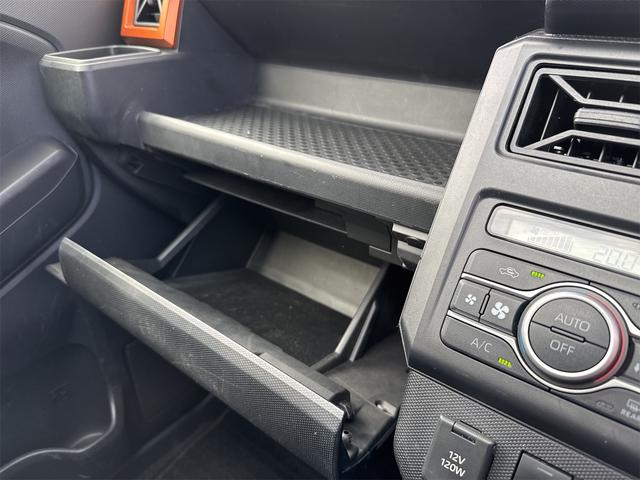 タフトG 運転席・助手席シートヒーター キーフリー 1年間無料保証スタイリッシュガラスルーフ コーナーセンサー 電動格納ドアミラー エコアイドル Bカメラ レーンキープアシスト エアバック 電動パーキングブレーキ オートエアコン パワーウィンドウ 純正フロアマット(三重県)の中古車