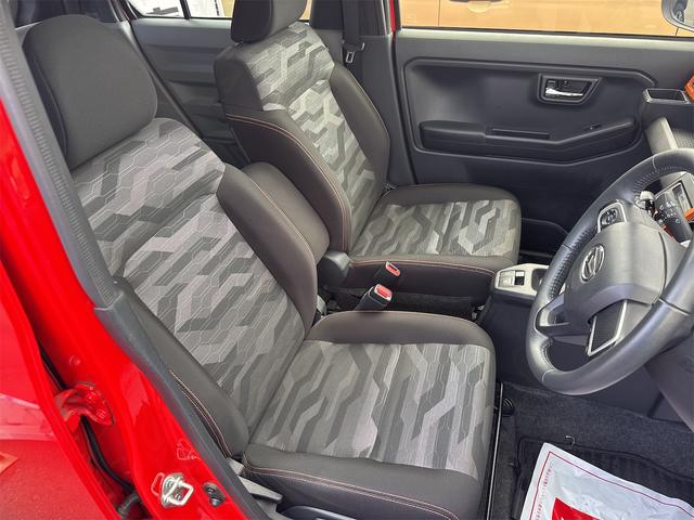 タフトG 運転席・助手席シートヒーター キーフリー 1年間無料保証スタイリッシュガラスルーフ コーナーセンサー 電動格納ドアミラー エコアイドル Bカメラ レーンキープアシスト エアバック 電動パーキングブレーキ オートエアコン パワーウィンドウ 純正フロアマット(三重県)の中古車