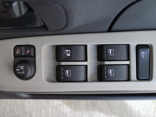 ミラトコットＧ　リミテッド　ＳＡIII　　　純正７型ナビ　１年間無料保証誤発進抑制機能　前席シートヒーター　ＬＥＤ　ワンオーナー車　オートマチックハイビーム　ＥＴＣ　ＤＶＤ再生　地デジ　ＵＳＢ　パノラマカメラ　前方用ドライブレコーダー　コーナーセンサー　キーフリー（三重県）の中古車