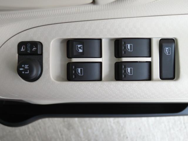 ムーヴキャンバスＸリミテッドＳＡIII　７型ナビ　キーフリー　１年間無料保証ペダル踏み間違い抑制　衝突回避支援ブレーキ　バックカメラ　両側パワースライドドア　Ｂｌｕｅｔｏｏｔｈ対応　ＤＶＤ再生　オートエアコン　パワーウィンドウ　地デジ　電動格納ミラー　純正フロアマット（三重県）の中古車