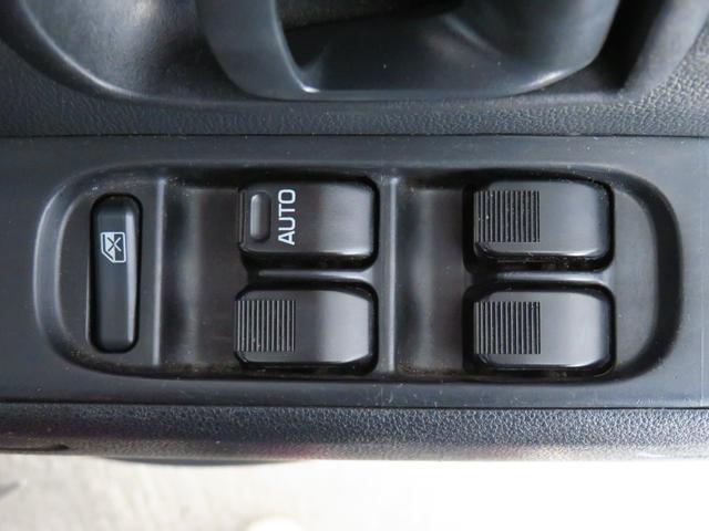 ハイゼットカーゴデッキバンＧ　ＳＡIII　　　２ＷＤ　４ＡＴ　１年間無料保証ペダル踏み間違い抑制　衝突回避支援ブレーキ　純正７型ナビ　バックカメラ　前後ドラレコ　ＥＴＣ　キーレスエントリー　マニュアルエアコン　レベリング　パワーウィンドウ　Ｂｌｕｅｔｏｏｔｈ対応　地デジ（三重県）の中古車