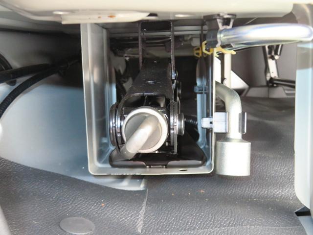 ハイゼットカーゴＤＸ　　　　　　　２ＷＤ　ＣＶＴ　レベリング　１年間無料保証キーレスキー　両側スライドドア　オートライト　記録簿　レーンアシスト　両席エアバッグ　ワンオーナー　ＡＢＳ　マニュアルエアコン　コーナーセンサー　パワーウィンドウ　純正フロアマット　ＡＭ／ＦＭラジオ（三重県）の中古車