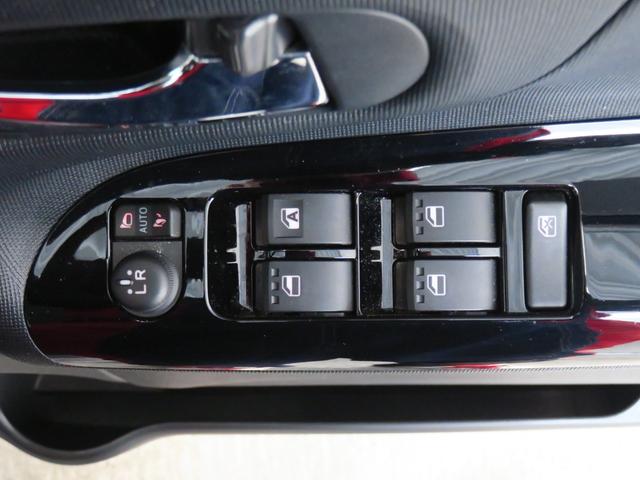 ムーヴキャンバスGブラックインテリアリミテッド SAIII 1年間無料保証ブレーキサポート DVD再生 BLUETOOTH 両側自動ドア エコアイドル 電動格納ドアミラー フルセグ LEDランプ 純正7型ナビ 前後ドラレコ パノラマカメラ ETC キーフリー オートエアコン(三重県)の中古車