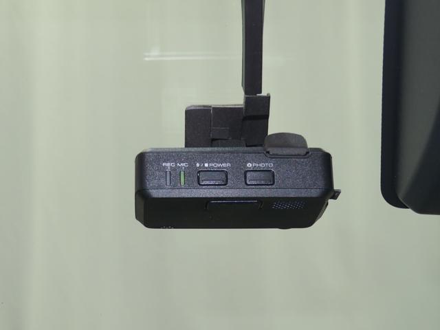 トールカスタムＧ　ターボ　ＳＡII　　純正９型ナビ　１年間無料保証電動格納ドアミラー　Ａライト　ブルートゥース　ＥＴＣ車載器　両側オートスライドドア　キーフリー　ターボエンジン　フルセグＴＶ　ＬＥＤヘッドランプ　アイドリングストップ　前方用ドラレコ　パノラマカメラ（三重県）の中古車