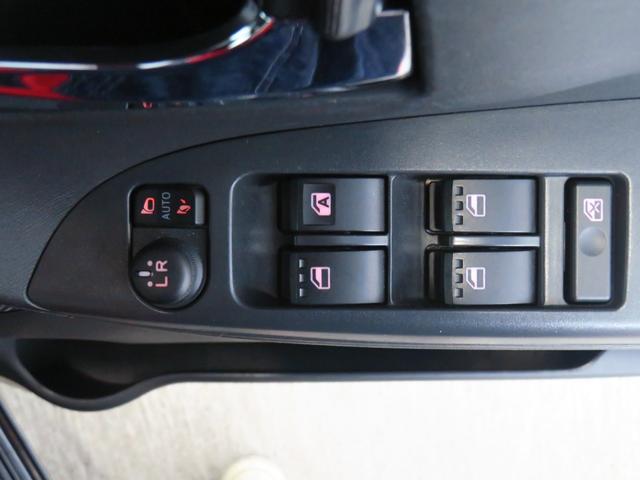 タントＸターボ　ＳＡIII　　　　　　純正７型ナビ　１年間無料保証運転席シートヒータ　両側スライド片側電動ドア　電動格納ドアミラー　衝突被害軽減ブレーキ　エアバッグ　オートライト　Ｂｌｕｅｔｏｏｔｈ　ターボ　オートエアコン　地デジ　バックカメラ　キーフリー（三重県）の中古車