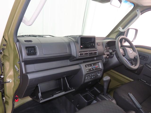 ハイゼットトラックジャンボエクストラ 4WD CVT 1年間無料保証アイドリングストップ 電格ドアミラー 記録簿あり ワンオナ LEDライト キーフリー デフロック 荷台作業照明 あゆみ板掛け ゲートチェーン コーナーセンサー パワーウィンドウ マニュアルエアコン(三重県)の中古車