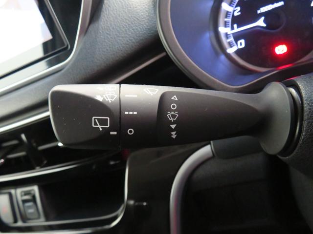 ムーヴカスタム　ＲＳ　ハイパーリミテッドＳＡIII　１年間無料保証Ｂｌｕｅｔｏｏｔｈオーディオ　運転席シートヒーター　セキュリティアラーム　ＬＥＤヘッドライト　前方用ドライブレコーダー　キーフリー　ＵＳＢ　ＴＶ　オートライト　純正８型ナビ　パノラマカメラ　ＥＴＣ（三重県）の中古車