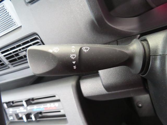 ハイゼットトラックジャンボスタンダード     4WD CVT 1年間無料保証衝突軽減システム 車線逸脱警報 デュアルエアバック コーナーセンサー アイドリングストップ オートライト パワステ マニュアルエアコン ゲートチェーン あゆみ板掛け レベリング AM/FMラジオ(三重県)の中古車