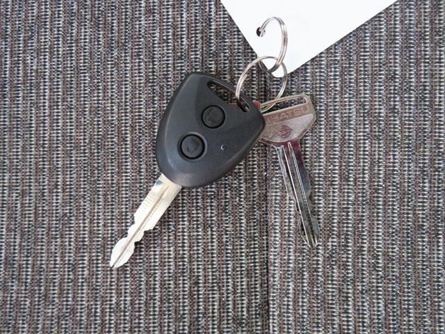 ミラトコットＬ　ＳＡIII　　　　　　マニュアルエアコン　１年間無料保証車線逸脱警報装置　ワンオーナー　Ｗエアバッグ　ＬＥＤヘッド　キーレス　エコアイドル　ＡＢＳ　オートライト　衝突安全ボディ　純正フロアマット　パワーウィンドウ　コーナーセンサー（三重県）の中古車