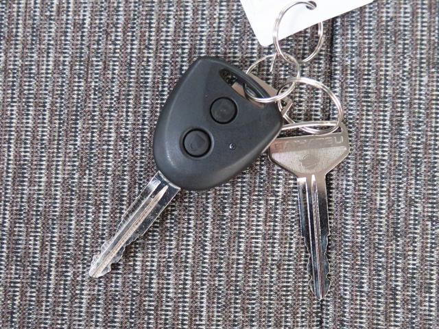 ミラトコットＬ　ＳＡIII　　　　　　マニュアルエアコン　１年間無料保証車線逸脱警報装置　ワンオーナー　Ｗエアバッグ　ＬＥＤヘッド　キーレス　エコアイドル　オートマチックハイビーム　ＡＢＳ　オートライト　衝突安全ボディ　コーナーセンサー　パワーウィンドウ（三重県）の中古車