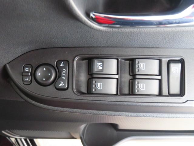 タントカスタムＸ　　　運転席・助手席シートヒーター　１年間無料保証衝突軽減ブレーキ　コーナーセンサー　Ｂカメラ　盗難警報　ＬＥＤ　ワンオーナー　パワーウィンドウ　電動格納ミラー　電動パーキングブレーキ　キーフリー　オートエアコン　両側パワースライドドア　Ａストップ（三重県）の中古車