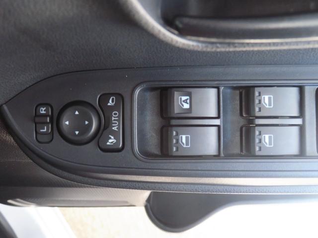 タントＸ　純正７型ナビ　バックカメラ　前後ドラレコ　１年間無料保証ブルートゥースオーディオ　アイドリングストップ　ブレーキサポート　地デジ　電動ミラー　ＵＳＢ接続　ＥＴＣ　ＬＥＤライト　電動パーキングブレーキ　キーフリー　助手席側パワースライドドア　コーナーセンサー（三重県）の中古車