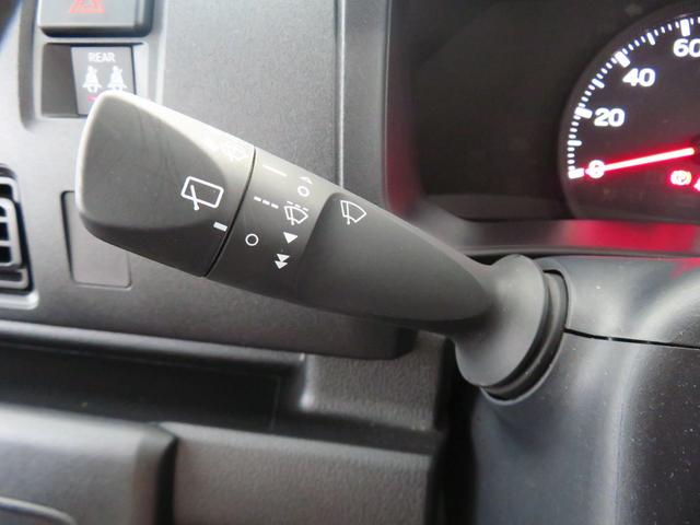 ハイゼットカーゴＤＸ　　　２ＷＤ　ＣＶＴ　マニュアルエアコン　１年間無料保証元試乗車　キーレスキー　両側スライドドア　エコアイドル　ハイビームアシスト　オートライト　記録簿　レーンアシスト　ワンオーナー　ＡＢＳ　コーナーセンサー　パワーウィンドウ　レベリング　ＡＭ／ＦＭラジオ（三重県）の中古車