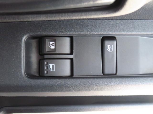 ハイゼットカーゴＤＸ　　　２ＷＤ　ＣＶＴ　マニュアルエアコン　１年間無料保証元試乗車　キーレスキー　両側スライドドア　エコアイドル　ハイビームアシスト　オートライト　記録簿　レーンアシスト　ワンオーナー　ＡＢＳ　コーナーセンサー　パワーウィンドウ　レベリング　ＡＭ／ＦＭラジオ（三重県）の中古車