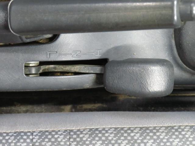 ハイゼットトラックローダンプ　　　　４ＷＤ　５ＭＴ　レベリング　１年間無料保証マニュアルエアコン　ゲートプロテクター　あゆみ板掛け　純正フロアマット　デフロック　Ｈｉ＆Ｌｏ切替（三重県）の中古車