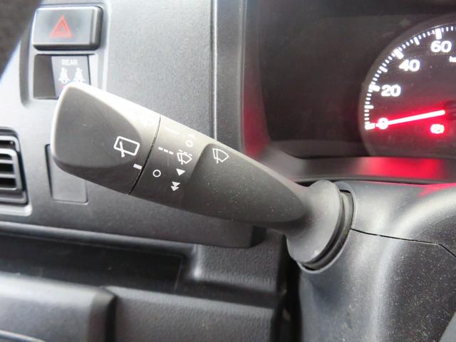 ハイゼットカーゴＤＸ　　　２ＷＤ　ＣＶＴ　マニュアルエアコン　１年間無料保証安全ボディ　キーレスキー　両側スライドドア　エコアイドル　オートライト　記録簿　レーンアシスト　両席エアバッグ　ワンオーナー　コーナーセンサー　パワーウィンドウ　ＡＭ／ＦＭラジオ　レベリング（三重県）の中古車