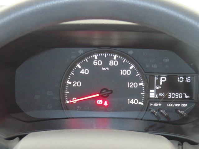 ハイゼットカーゴDXコーナーセンサー 両側スライドドア エコアイドル ハイビームアシスト オートライト 記録簿 ワンオーナー ABS マニュアルエアコン パワーウィンドウ レベリング AM/FMラジオ(三重県)の中古車